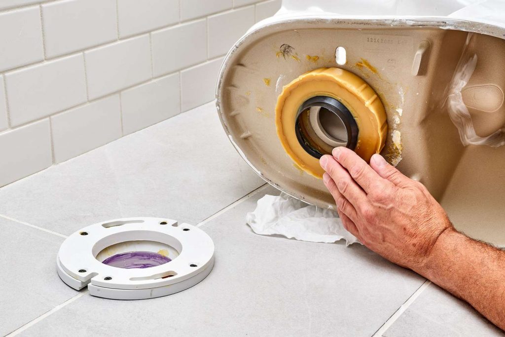 Технические аспекты установки унитаза на туалете